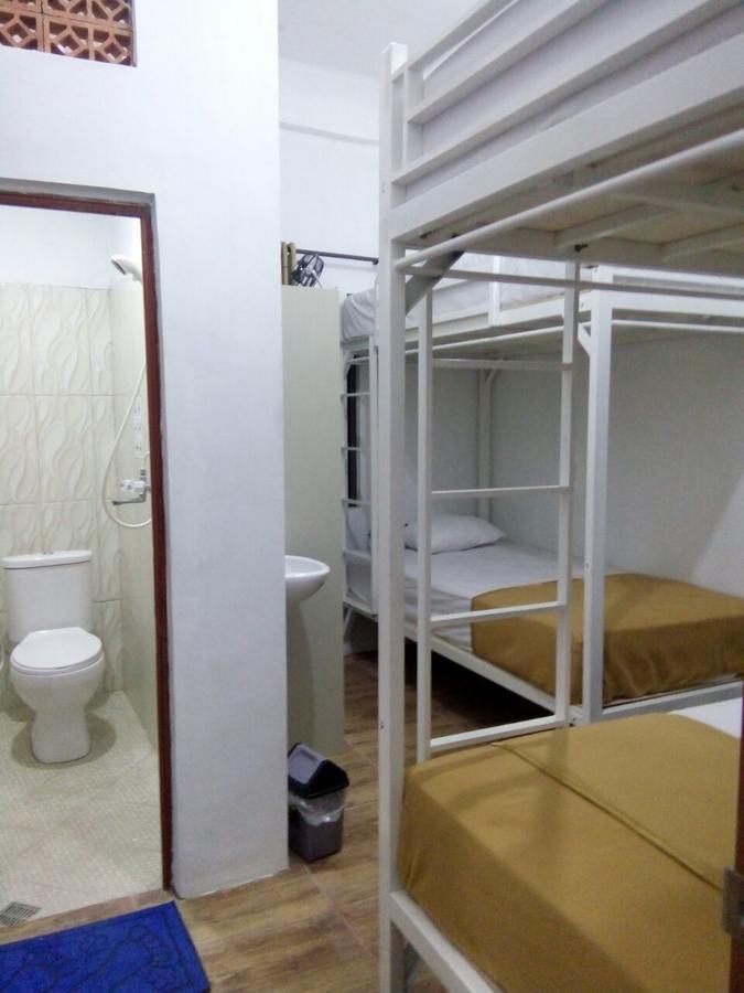 הוסטל יוגיאקרטה Setia Backpacker מראה חיצוני תמונה