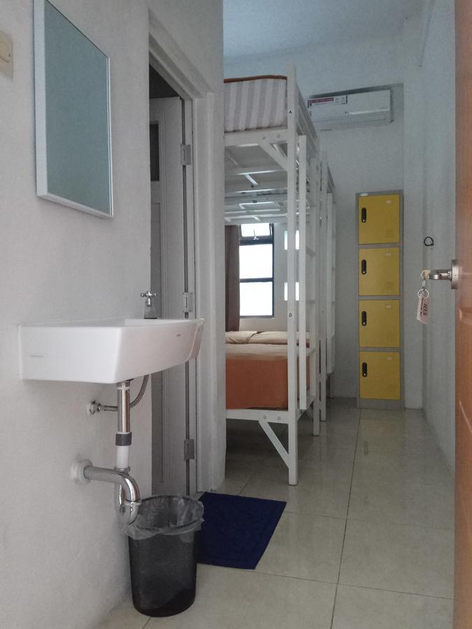 הוסטל יוגיאקרטה Setia Backpacker חדר תמונה